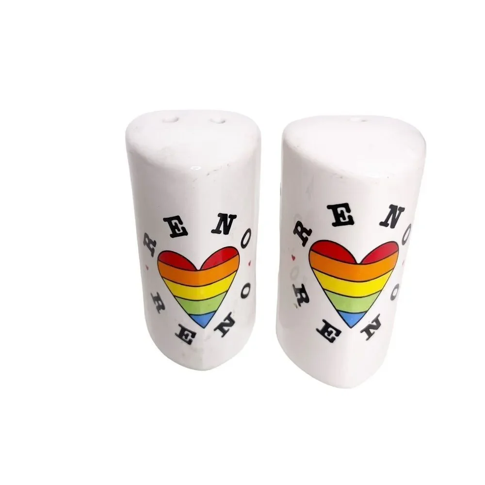 Vintage Reno Nevada Salt & Pepper Shakers Rainbow Heart Kitschy Tourist‎